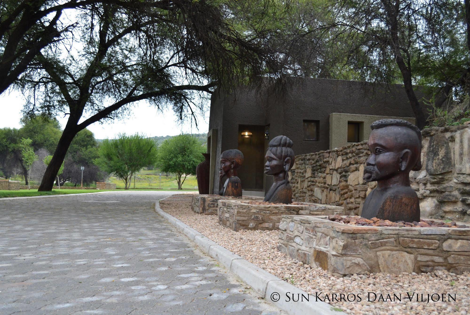 Sun Karros Daan Viljoen Hotel Windhoek Exterior foto